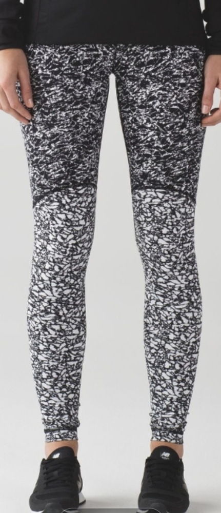 Lululemon wunder under Hi-Rise pant size 10